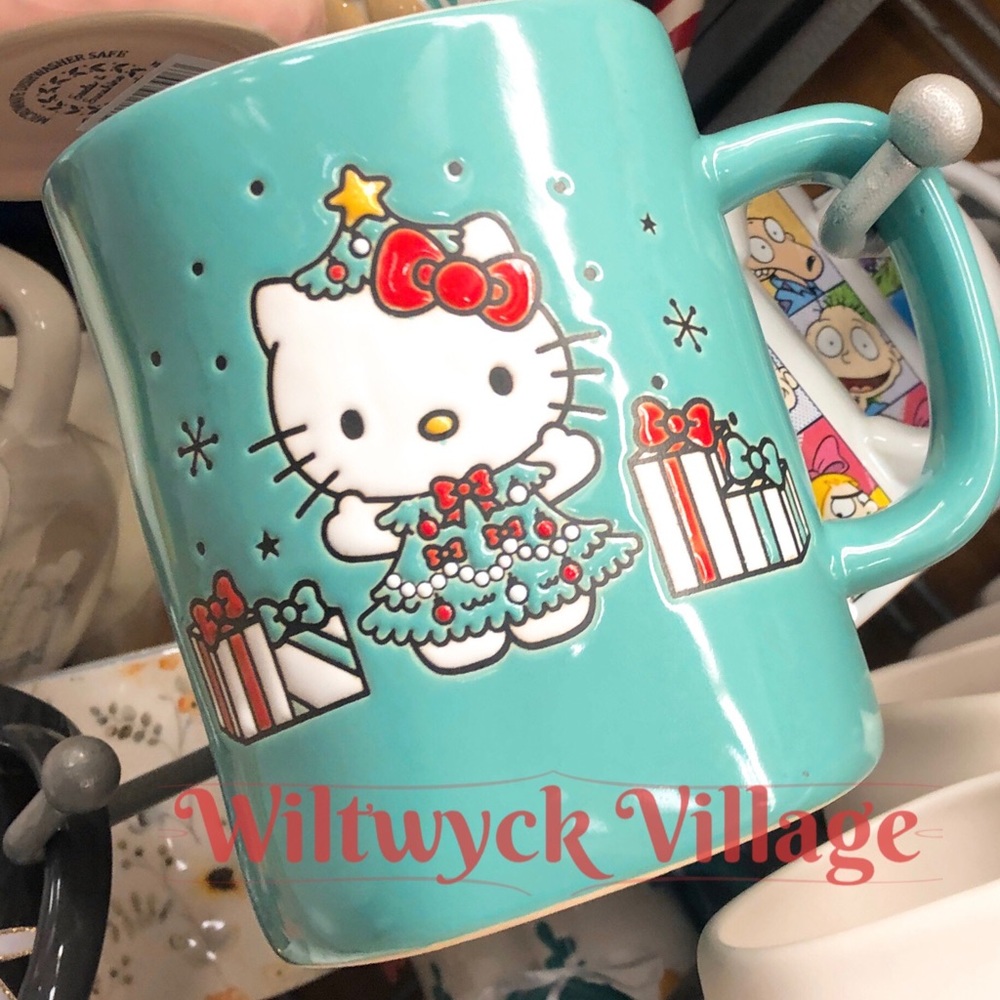 Hello Kitty Christmas Tree Oversize Mug